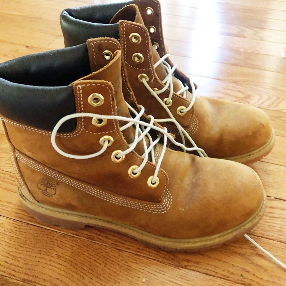 tan timberlands!